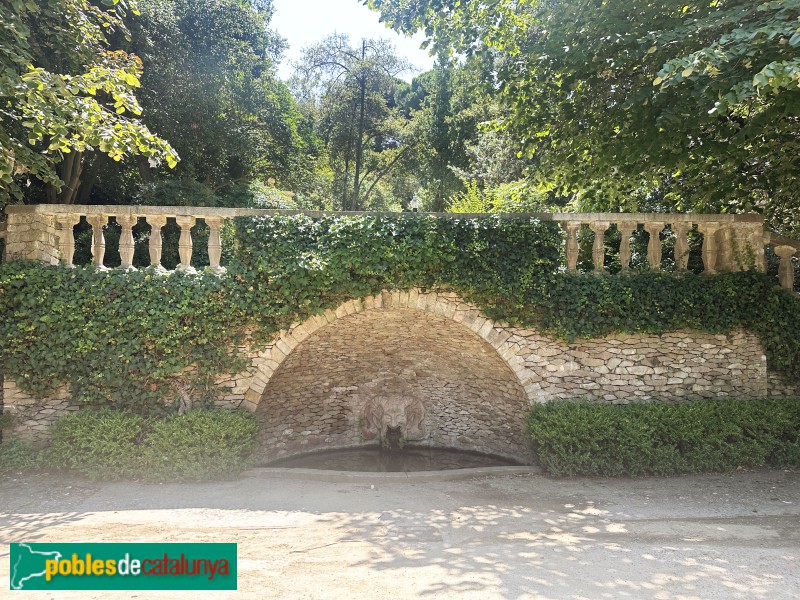 Barcelona - Jardins de Laribal. Font del sàtir (Foto: Albert Esteves, 2025) Barcelona - Jardins de Laribal. Font del sàtir