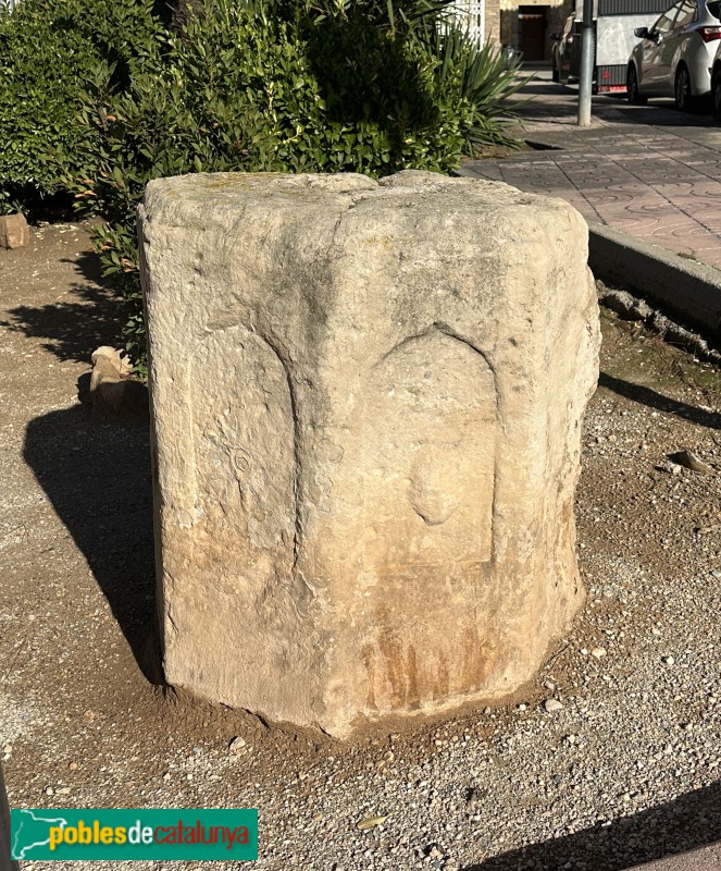 Puigverd de Lleida - Base d'una creu de terme