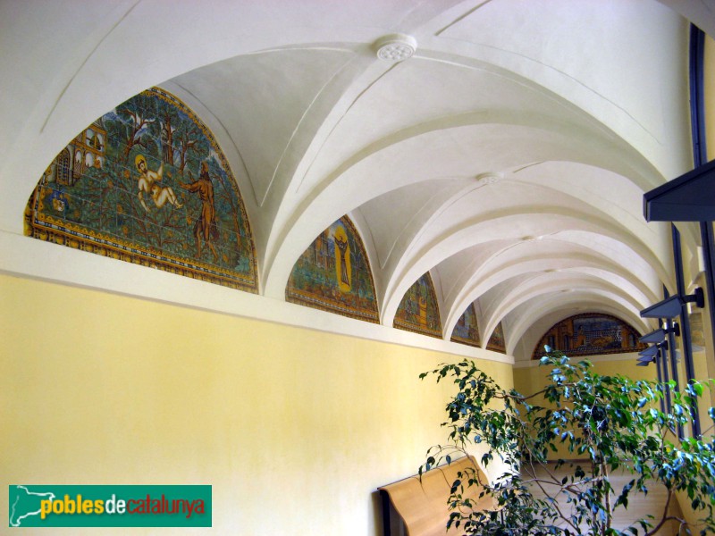 Terrassa - Claustre de Sant Francesc (Foto: Albert Esteves, 2010) Terrassa - Claustre de Sant Francesc