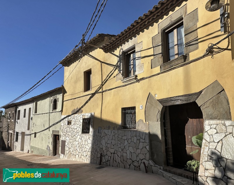 Viladasens - Casa al carrer Sant Vicenç, 7