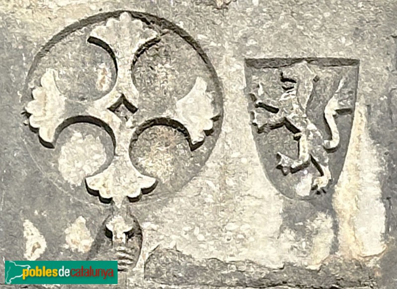 Viladasens - Sant Martí de Fellines. Sarcòfag