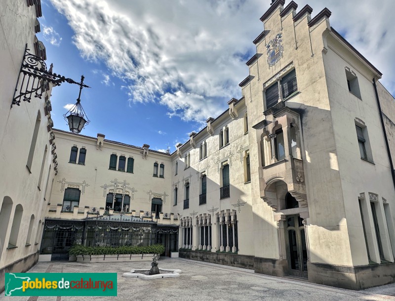 Terrassa - Casa Alegre de Sagrera (Foto: Albert Esteves, 2025) Terrassa - Casa Alegre de Sagrera