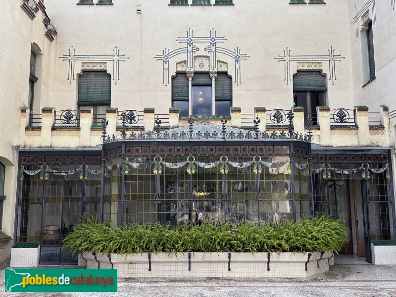 Terrassa - Casa Alegre de Sagrera (Foto: Albert Esteves, 2025) Terrassa - Casa Alegre de Sagrera