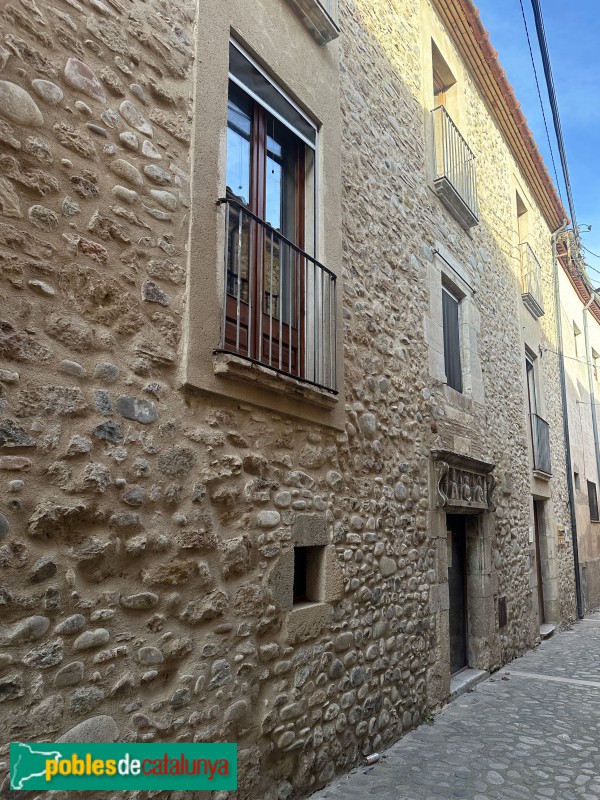 Cervià de Ter - Antic hospital (Foto: Albert Esteves, 2025) Cervià de Ter - Antic hospital