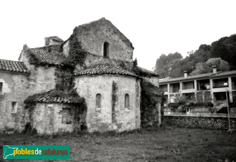Cervià de Ter - Monestir de Santa Maria (Foto: A. Moreno i D. Casanovas -invarquit.cultura.gencat.cat-, 1993) Cervià de Ter - Monestir de Santa Maria