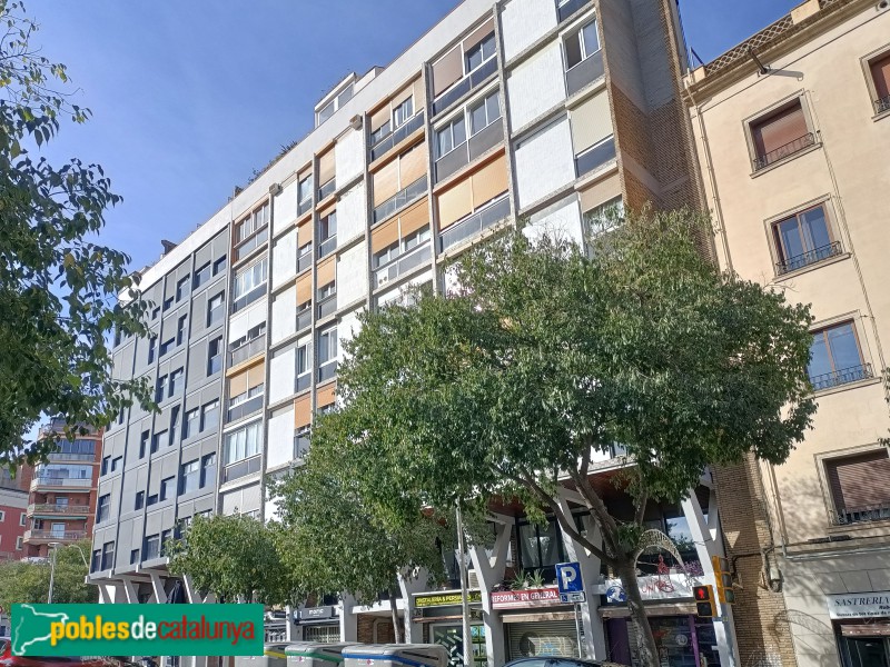 Barcelona - Còrsega, 697 (Foto: Anna Corcoll, 2025) Barcelona - Còrsega, 697