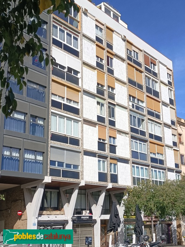 Barcelona - Còrsega, 697 (Foto: Anna Corcoll, 2025) Barcelona - Còrsega, 697