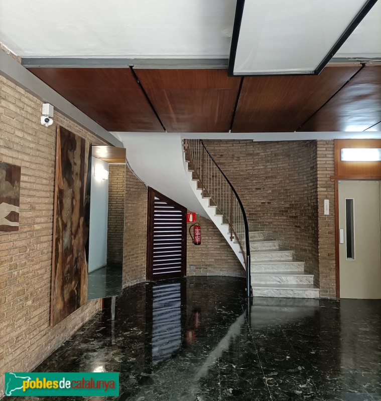 Barcelona - Còrsega, 697 (Foto: Anna Corcoll, 2025) Barcelona - Còrsega, 697