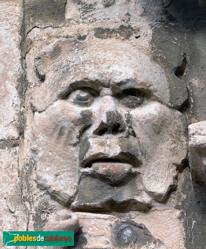 Sarroca de Lleida - Església de Santa Maria. Portada (Foto: Albert Esteves, 2025) Sarroca de Lleida - Església de Santa Maria. Portada