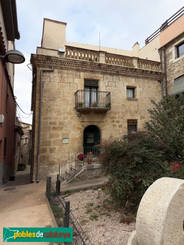 Celrà - Cal doctor Romagós