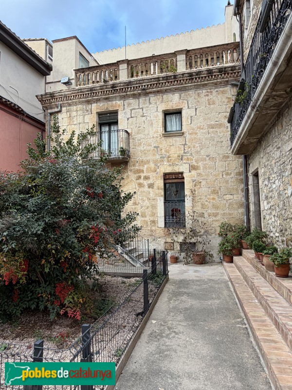 Celrà - Cal doctor Romagós