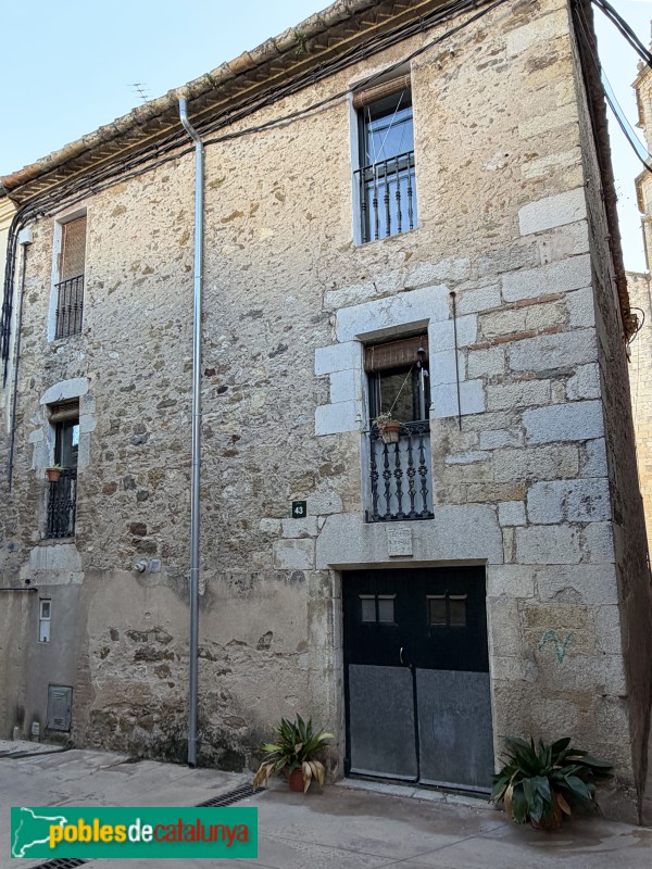 Celrà - Cal doctor Romagós. Façana posterior