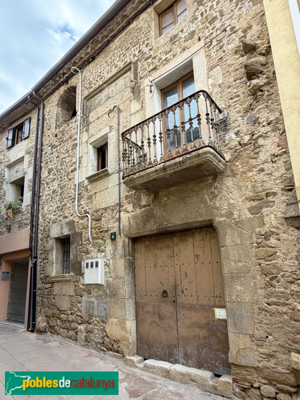 Celrà - Can Faixes i Can Carboner