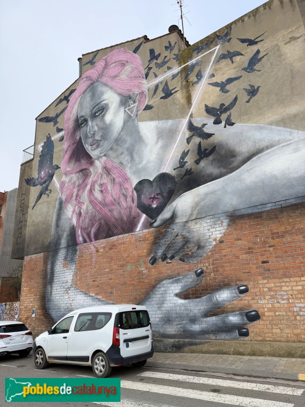 Torrefarrera - Mural <i>Diosa</i> (Sphir, 2017) (Foto: Albert Esteves, 2025) Torrefarrera - Mural <i>Diosa</i> (Sphir, 2017)