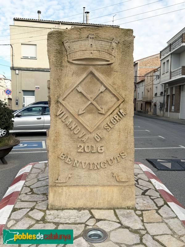 Vilanova de Segrià - Monòlit monumental