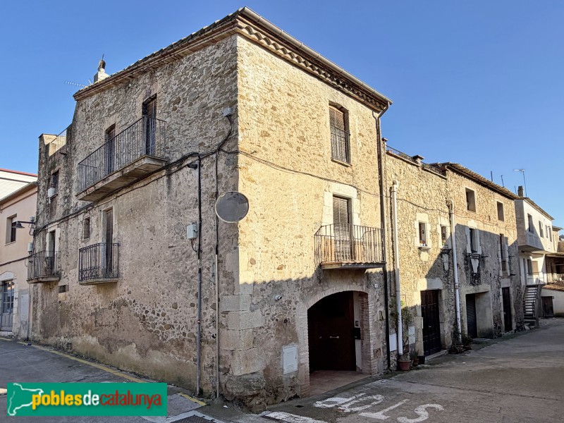 Flaçà - Carrer Sant Josep (la Bolla) (Foto: Albert Esteves, 2025) Flaçà - Carrer Sant Josep (la Bolla)