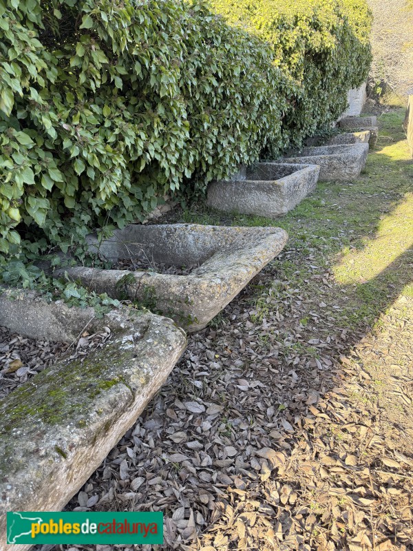 Almatret - Safareigs del Pou de la Vila