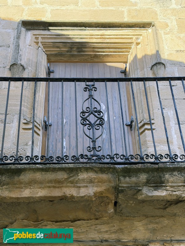 Maials - Residència dels senyors de Maials