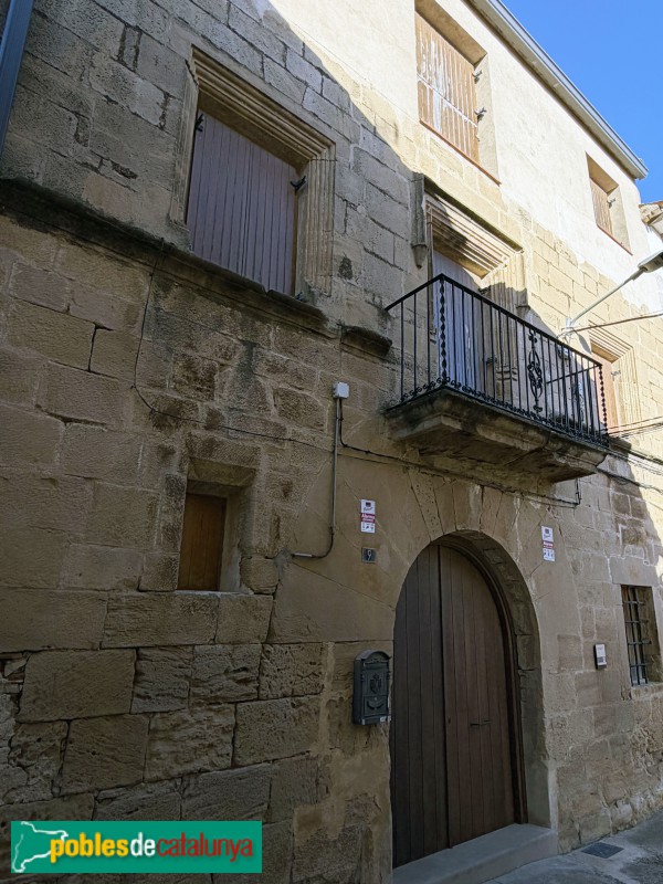 Maials - Residència dels senyors de Maials