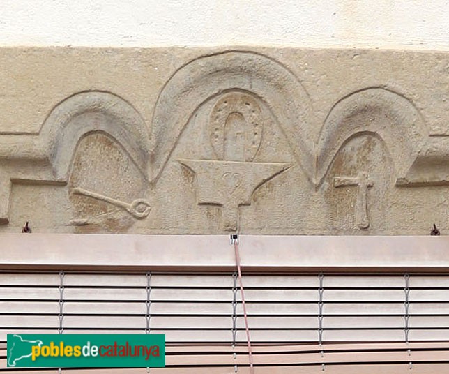 Castellserà - Llinda amb eines de ferrer