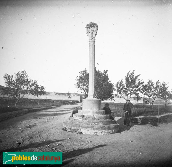 Seròs - Creu trinitària