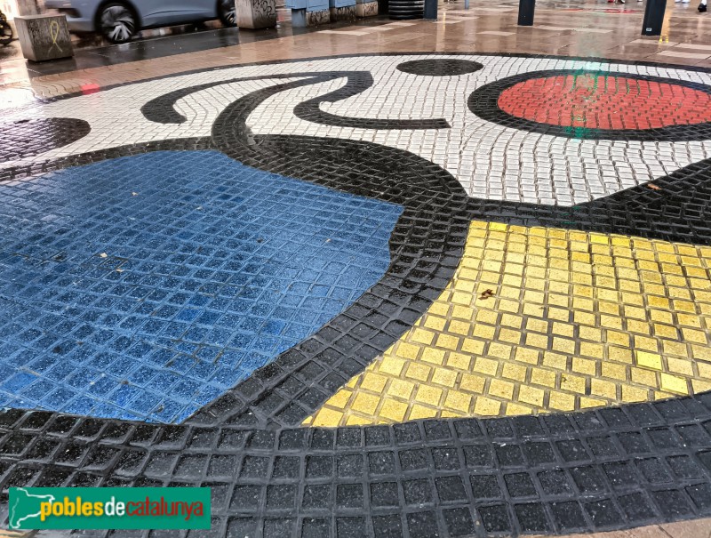 Barcelona - Mosaic del Pla de l'Os (Joan Miró)