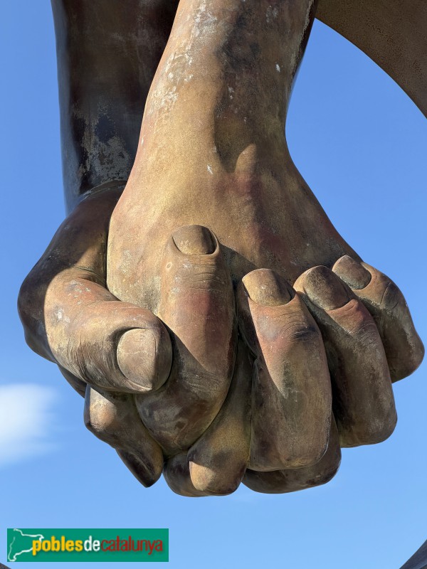 Almenar - Escultura <i>Amor</i>