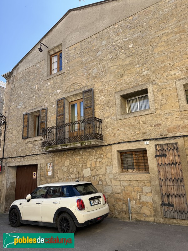 Corbins - Casa Ramon Pujol (Foto: Albert Esteves, 2026) Corbins - Casa Ramon Pujol