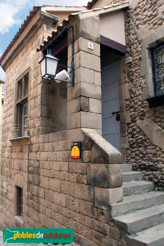 Barcelona - Poble Espanyol. Reproducció de Can Banús (Rupit)