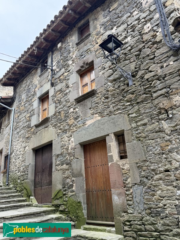 Rupit - Carrer del Fossar, 12 -Casa Torrasastre, 1681-