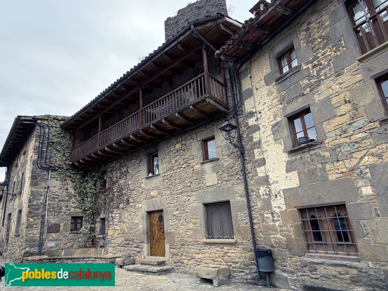 Rupit - Carrer del Coll del Castell