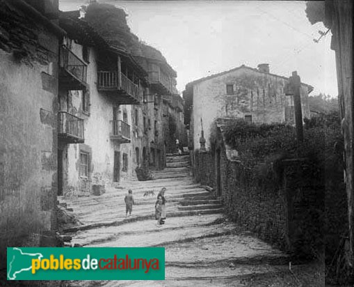 Rupit - Carrer del Fossar