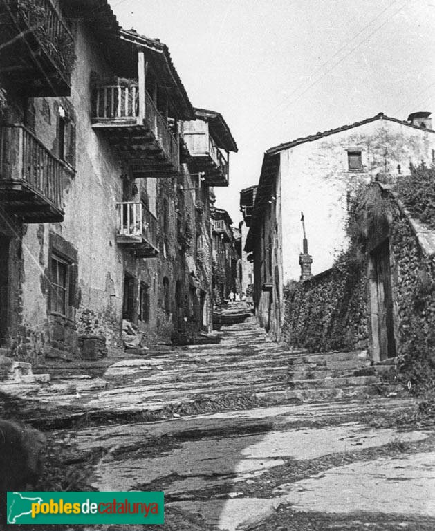 Rupit - Carrer del Fossar