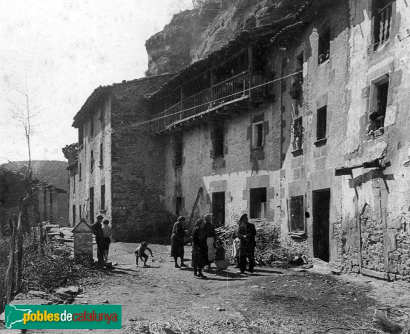 Rupit - Carrer del Coll del Castell