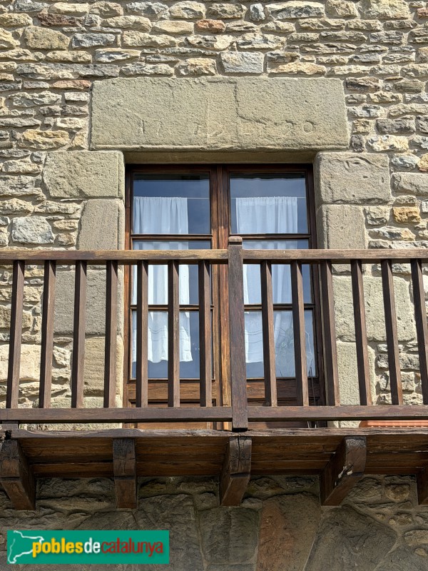 Pruit i Rupit - Pruit. Antic ajuntament i escola