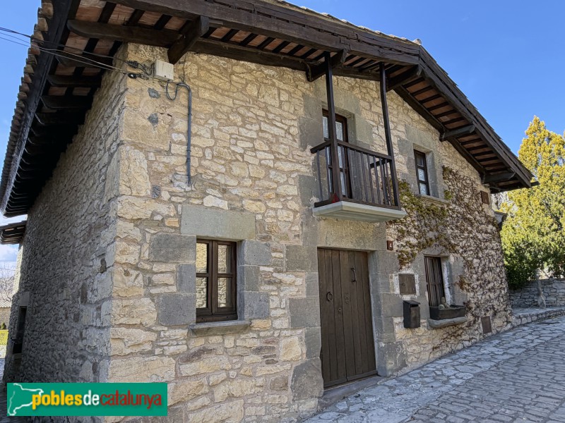 Tavertet - Carrer del Mig. Can Pujolriu