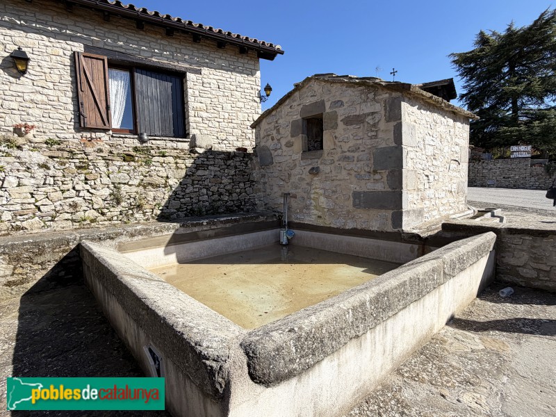 Tavertet - Font i safareig de Tavertet