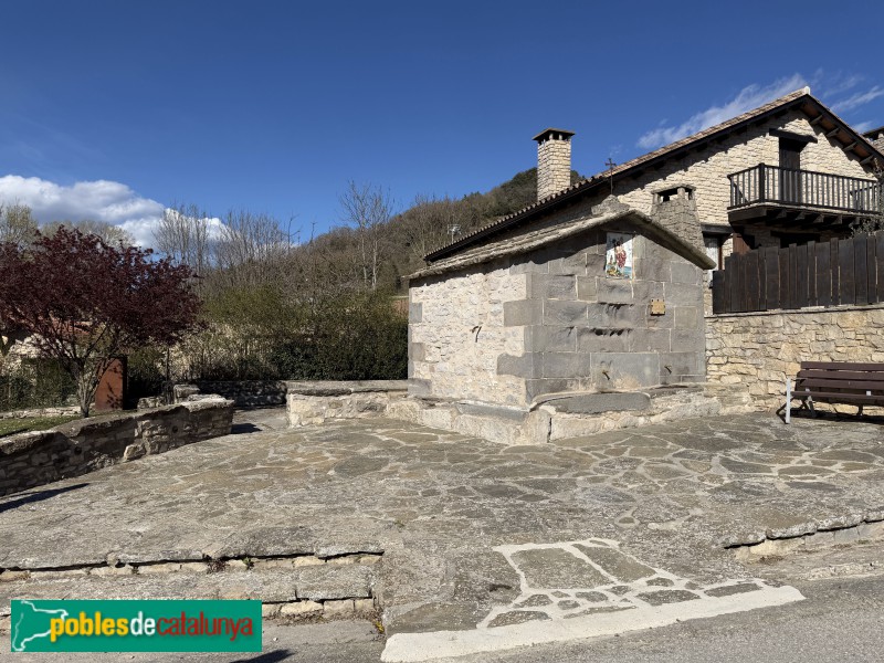 Tavertet - Font i safareig de Tavertet