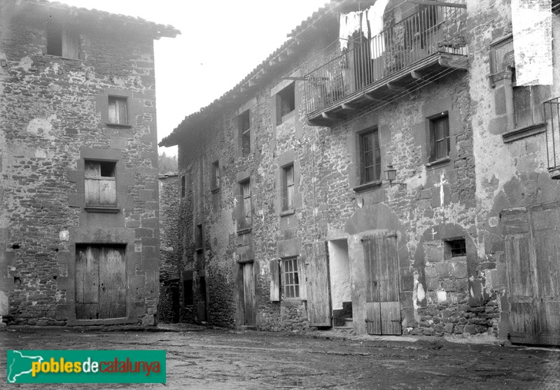 Rupit - Plaça Major