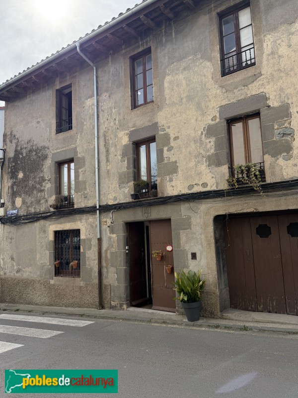 L'Esquirol - Carrer Major, 120