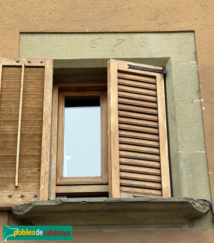 Folgueroles - Carrer Major. Llinda de 1673