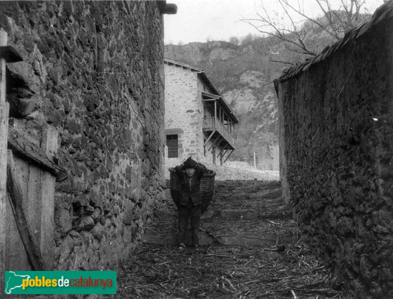 L'Esquirol - Rectoria de Sant Julià de Cabrera
