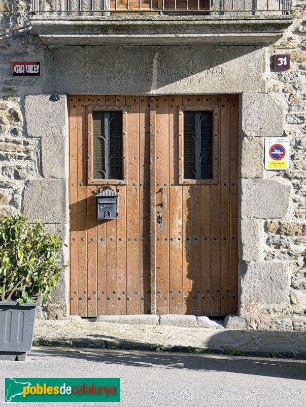 L'Esquirol - Cantonigròs. Carrer Major. Llinda de 1733
