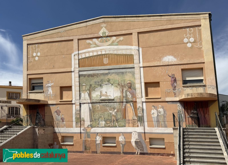 Santa Oliva - Mural de la cultura popular