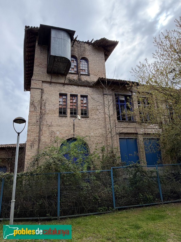 Roda de Ter - Fàbrica <i>la Blava</i>