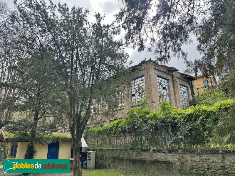 Roda de Ter - Fàbrica la Blava
