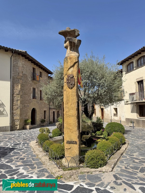 Taradell - Escultura <i>Exaltació a la Vida i a la Pau</i> (Foto: Albert Esteves, 2026) Taradell - Escultura <i>Exaltació a la Vida i a la Pau</i>