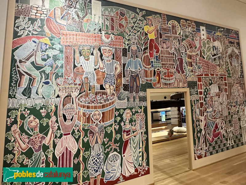 Vilafranca del Penedès - Vinseum. Mural <i>La vinya i el vi</i> (Foto: Albert Esteves, 2024) Vilafranca del Penedès - Vinseum. Mural <i>La vinya i el vi</i>