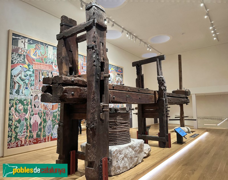 Vilafranca del Penedès - Vinseum. Premsa de biga (Foto: Albert Esteves, 2026) Vilafranca del Penedès - Vinseum. Premsa de biga