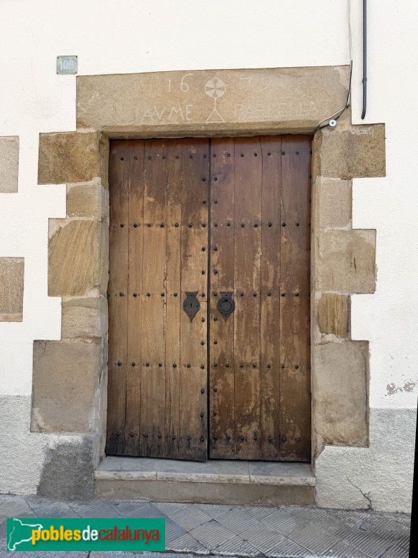 Taradell - Carrer de la Vila (Foto: Albert Esteves, 2026) Taradell - Carrer de la Vila